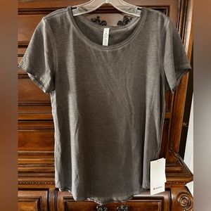Lululemon Love Crew *Fade Shirt Size 6
